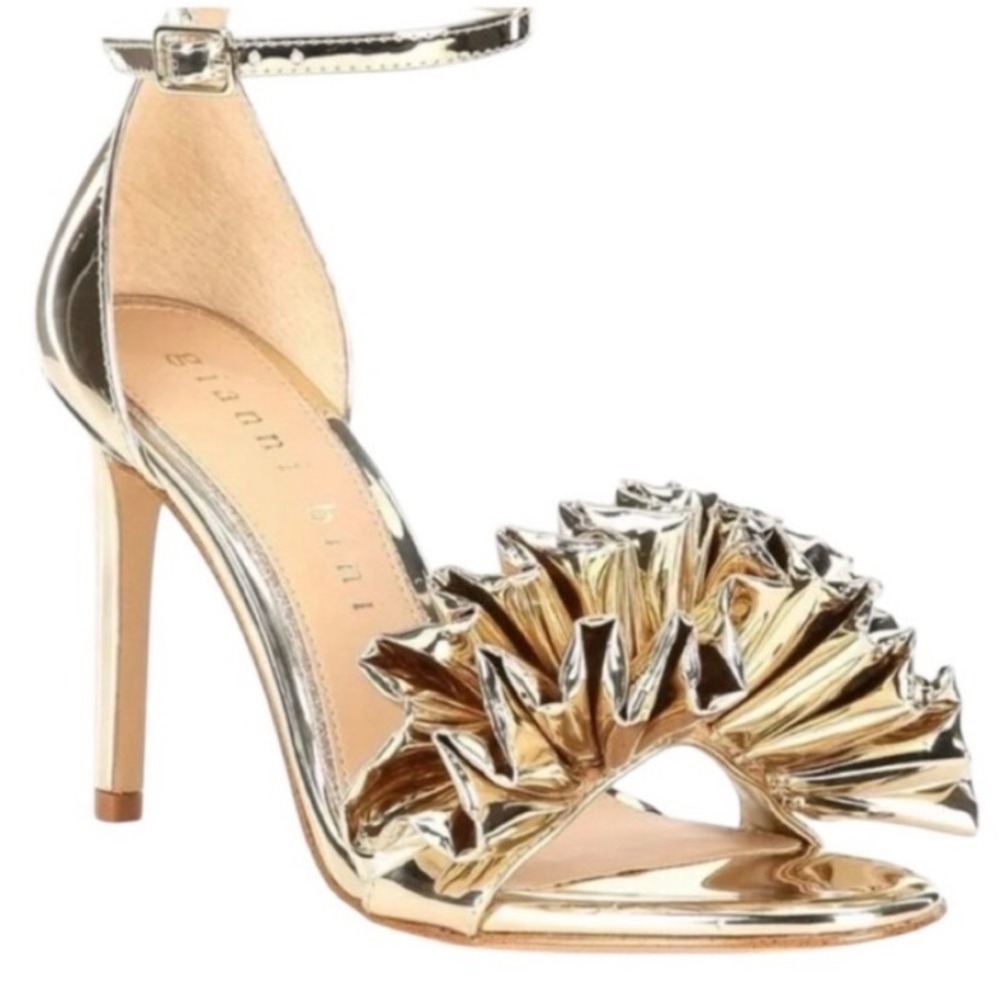 Gianni Bini Metallic‎ Gold Ruffle Stiletto Dress Sandals Ankle Strap Heels 6.5M